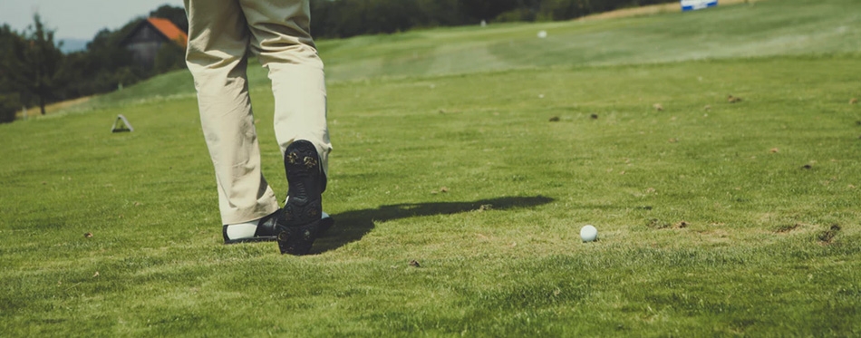 17 Best Golf Shoes In 2020 [Buying 