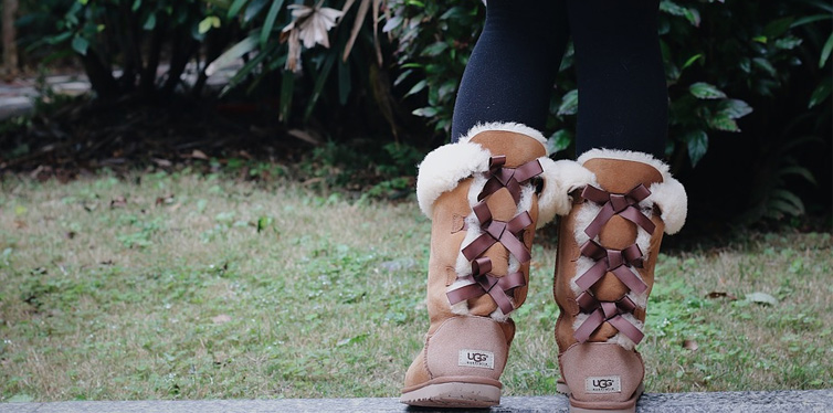 how to dry uggs fast
