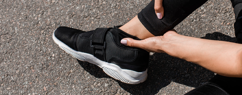 12 Best Shoes For Neuropathy In 2020 