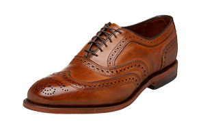 mens wing tipped shoes